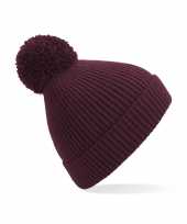 Gebreide wintermuts met pom pom bordeaux rood